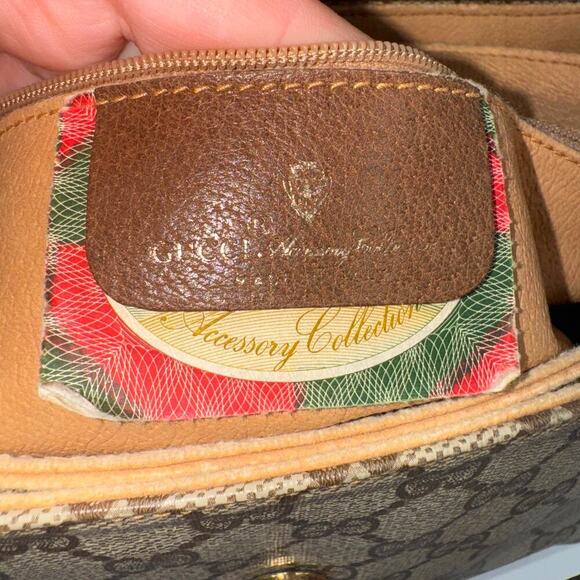 Gucci Vintage GG Monogram Supreme Sherry Line Flap Adjustable Crossbody Bag - Picture 11 of 16